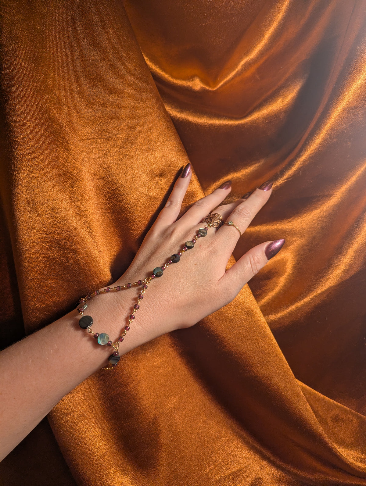 Siren Hand Chain